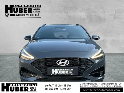 Gebraucht Hyundai i30 Advantage 120 PS (88 kW) 2024 Grau metallic Kombi
