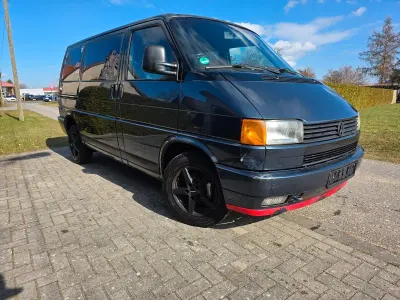 Gebraucht VW T4 116 PS (85 kW) 1992 Blau Van