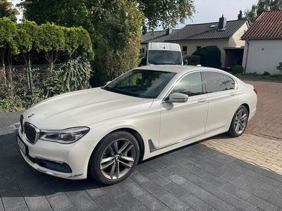 BMW 730
