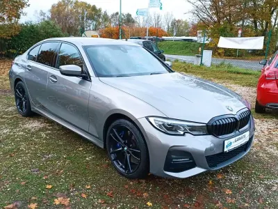 Gebraucht BMW 330 M Sport 252 PS (185 kW) 2020 Grau Limousine