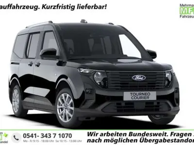 Neu Ford Tourneo Courier Titanium 125 PS (91 kW) 2026 Agata black Van / Kleinbus