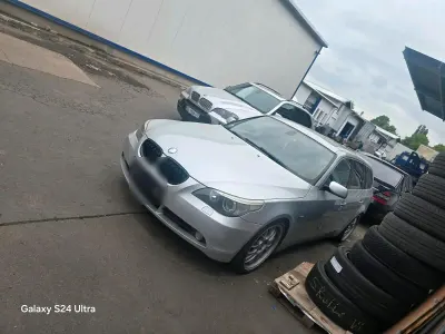 Gebraucht BMW 525 177 PS (130 kW) 2004 Silber Kombi
