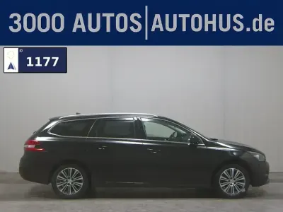 Gebraucht Peugeot 308 Allure 131 PS (96 kW) 2021 Schwarz Kombi