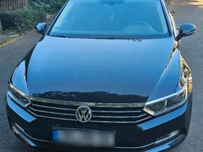 Gebraucht VW Passat 150 PS (110 kW) 2018 Schwarz Kombi