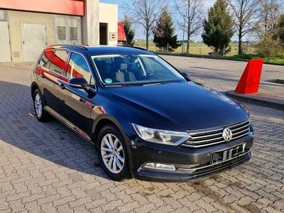 Gebraucht VW Passat Comfortline 150 PS (110 kW) 2018 Schwarz Kombi