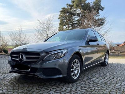 Gebraucht Mercedes C180 Avantgarde 156 PS (114 kW) 2018 Grau Kombi