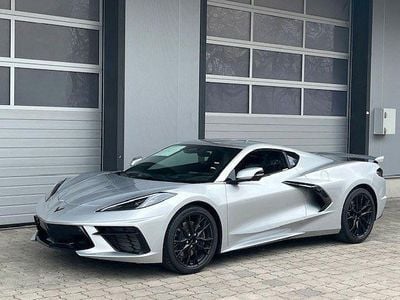 Neu Corvette C8 481 PS (353 kW) 2025 Gka blade silver Coupé