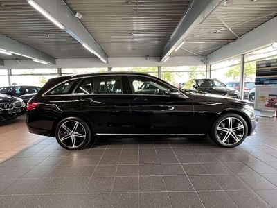 Ung. schwarz Gebraucht 2019 Mercedes C300e Advanced Kombi | 23.500 € (Fairer Preis)