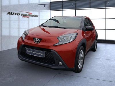 Gebraucht Toyota Aygo X Pulse 72 PS (52 kW) 2023 Rot SUV