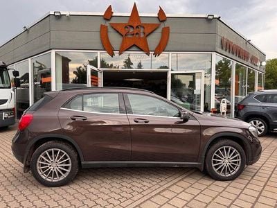 Mercedes GLA220