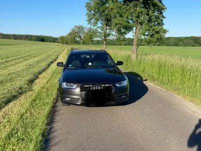 Gebraucht Audi A4 2014 Grau Kombi