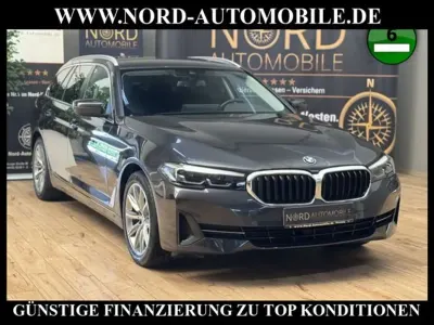 Gebraucht BMW 520 184 PS (135 kW) 2023 Grau Limousine