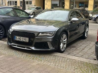 Usado Audi S7 Sportback Ambiente 420 HP (308 kW) 2013 Cinzento Citadino