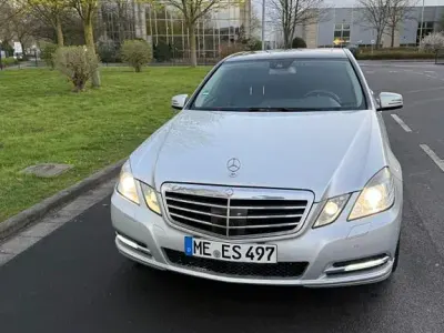 Gebraucht Mercedes E350 314 PS (230 kW) 2009 Silber Limousine