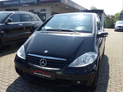 Gebraucht Mercedes A180 109 PS (80 kW) 2004 Posthellgrau Limousine