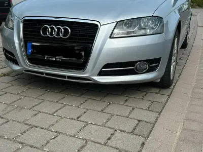 Gebraucht Audi A3 Sportback 105 PS (77 kW) 2012 Silber Kleinwagen