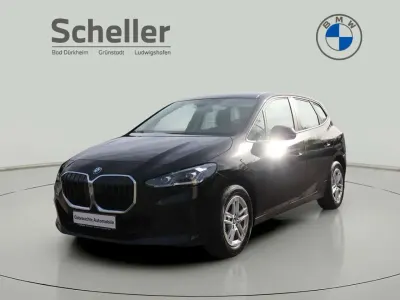 Gebraucht BMW 218 Active Tourer 136 PS (100 kW) 2023 Schwarz Van / Kleinbus
