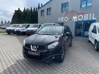 Gebraucht Nissan Qashqai Visia 117 PS (86 kW) 2013 Schwarz SUV