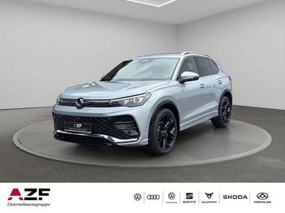 Second-hand VW Tiguan R-line 150 CP (110 kW) 2024 Argintiu SUV