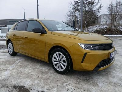 Business gelb Gebraucht 2022 Opel Astra Business Edition Limousine | 13.500 € (Guter Preis)