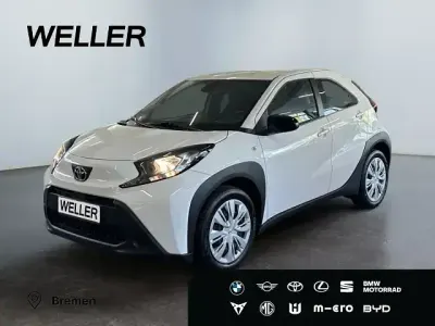 New Toyota Aygo X Business Edition 72 HP (52 kW) 2025 White SUV