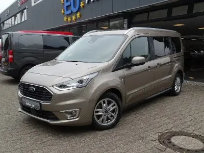 Gebraucht Ford Grand Tourneo Connect Titanium 120 PS (88 kW) 2020 Silber Van / Kleinbus