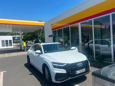 Gebraucht Audi Q8 Sport 286 PS (210 kW) 2019 Weiß SUV