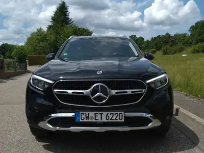 Gebraucht Mercedes GLC200 204 PS (150 kW) 2024 Schwarz SUV