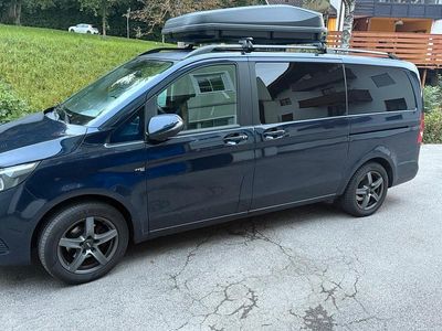 Mercedes V220