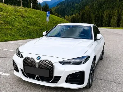Gebraucht BMW i4 Performance 210 kW (286 PS) 2025 Weiß Limousine