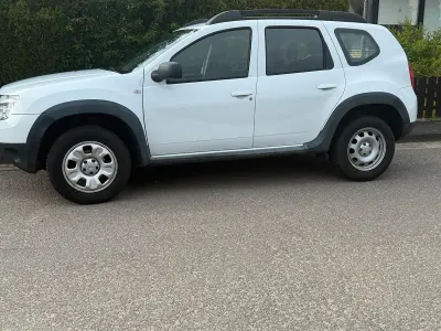 Gebraucht Dacia Duster 105 PS (77 kW) 2011 Weiß SUV