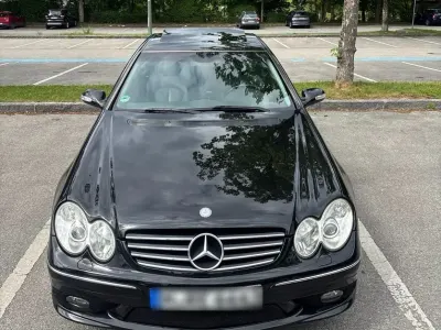 Gebraucht Mercedes CLK320 AMG 218 PS (160 kW) 2002 Schwarz Coupé