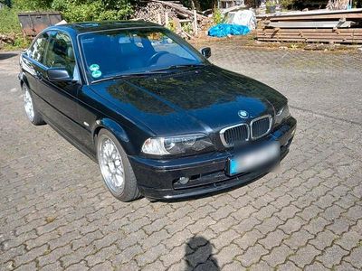 BMW 323