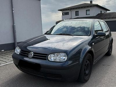 Usata VW Golf IV 75 CV (55 kW) 2001 Grigio Utilitaria