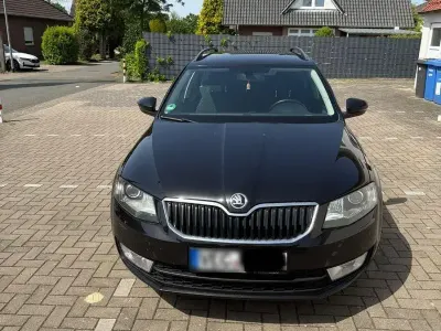 Gebraucht Skoda Octavia Ambition 150 PS (110 kW) 2015 Schwarz Kombi