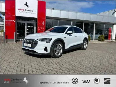 Gebraucht Audi e-tron Sportback Advanced Plus 300 kW (408 PS) 2022 Glacier white metallic SUV