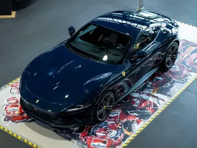 Gebraucht Ferrari Roma 620 PS (456 kW) 2021 Blau Coupé