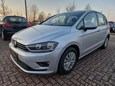 Gebraucht VW Golf Sportsvan Trendline 110 PS (80 kW) 2014 Silber Van / Kleinbus