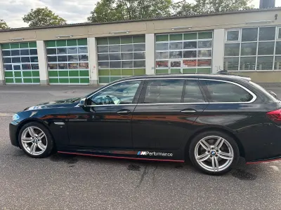 Gebraucht BMW 535 M Sport 313 PS (230 kW) 2015 Schwarz Kombi