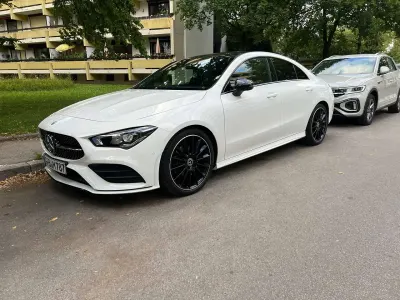 Gebraucht Mercedes CLA200 AMG line 163 PS (119 kW) 2020 Weiß Coupé