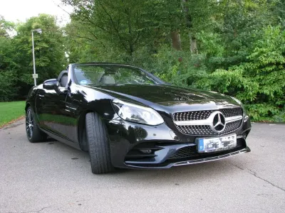 Gebraucht Mercedes SLC200 AMG line 184 PS (135 kW) 2017 Schwarz Cabrio