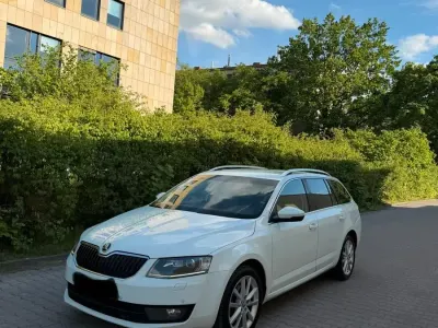 Używany Skoda Octavia 150 KM (110 kW) 2015 Biały Kombi