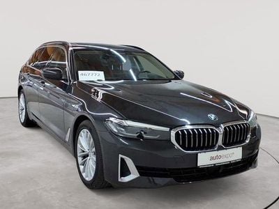 Gebraucht BMW 530 Luxury Line 286 PS (210 kW) 2022 Sophistograu brillanteffekt metallic Kombi