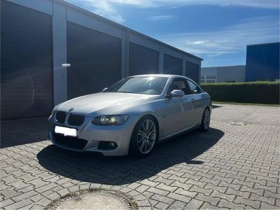 BMW 325