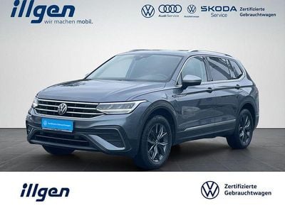 Grau / platinum grey (metallic) Gebraucht 2022 VW Tiguan Allspace Life SUV | 29.710 € (Guter Preis)