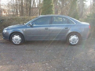 Gebraucht Audi A4 Comfort 131 PS (96 kW) 2006 Grau Limousine