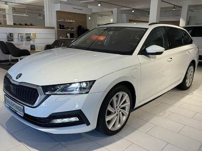 Gebraucht Skoda Octavia Ambition 204 PS (150 kW) 2021 Weiß Kombi