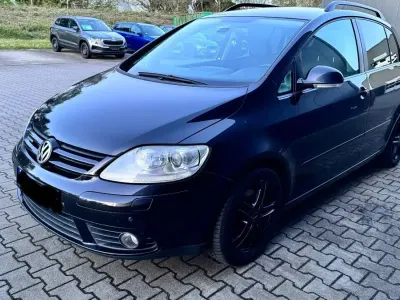 Gebraucht VW Golf Plus Cross United 105 PS (77 kW) 2008 Schwarz Van / Kleinbus