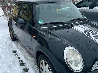 Schwarz Gebraucht 2004 Mini Cooper Kleinwagen | 2.200 €
