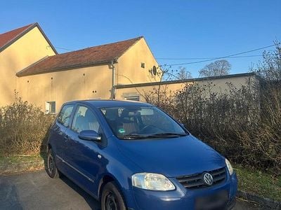 Gebraucht VW Fox 54 PS (39 kW) 2005 Blau Kleinwagen